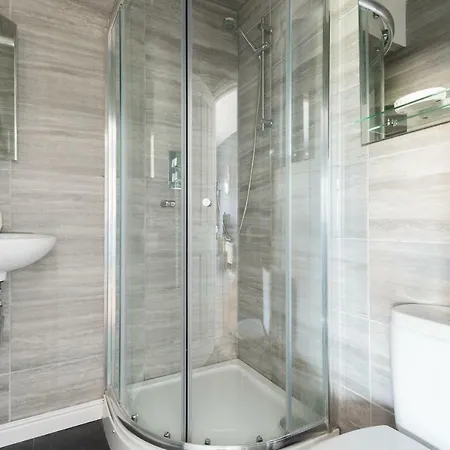 アパート The Riverside Retreat - Modern & Stylish 1bdr In The Old City ブリストル